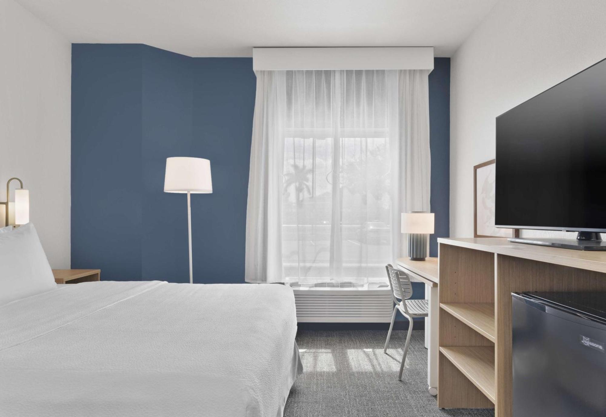 Spark By Hilton Orlando Near Seaworld Williamsburg